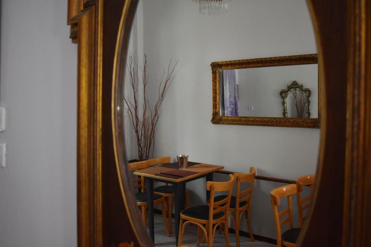Aphrodite Art Hotel Aegina Ngoại thất bức ảnh